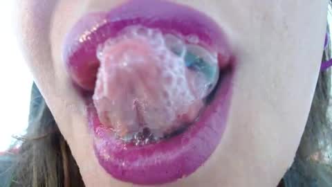 Miss Evoleth online show from 04-15-26, 04:25