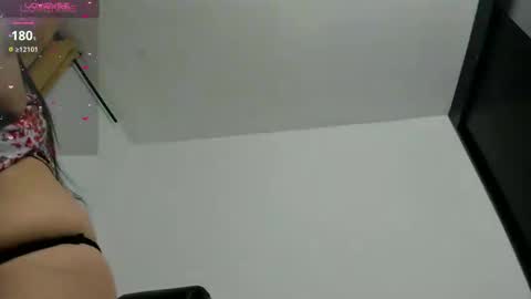 miss_eylens online show from 02-19-25, 12:35