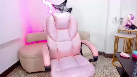 Francheska online show from 10-20-25, 11:43