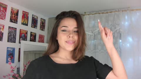 Snapshot of miss_galaxxia chatting on 12-09-24, 01:07 Elisabeth IG galax xxia online show from 12-09-24, 01:07