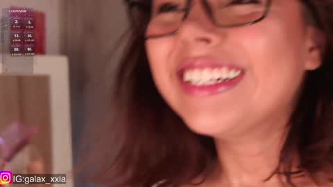 Snapshot of miss_galaxxia chatting on 12-28-24, 10:13 Elisabeth IG galax xxia online show from 12-28-24, 10:13