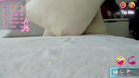 Snapshot of miss_garcia_ chatting on 02-21-25, 10:07 Miss Garcia online show from 02-21-25, 10:07