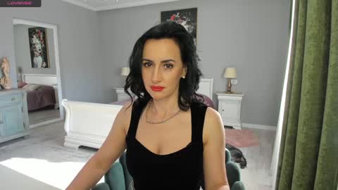 Miss Giulia online show from 01-16-25, 09:59