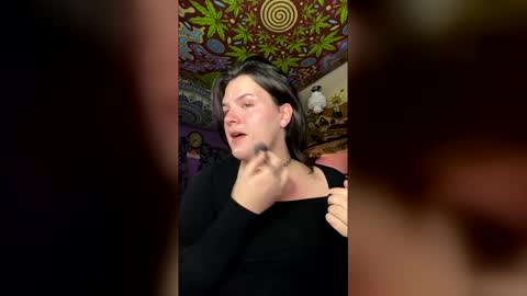 miss_honeypotpie online show from 01-13-26, 06:40