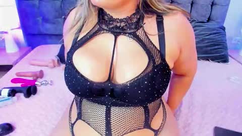 miss_horney online show from 10-23-25, 12:10