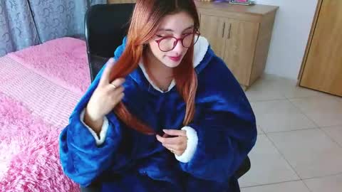 Isabella online show from 02-16-25, 10:32