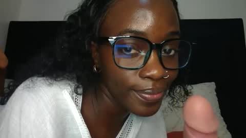 Snapshot of miss_jamilla255 chatting on 06-22-26, 05:48 SensuElle WHAT I DONT SHOW HERE... YOULL ONLY SEE IN PRIVATE online show from 06-22-26, 05:48