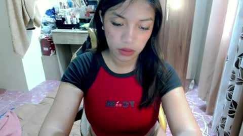 Snapshot of miss_janexxx chatting on 07-07-26, 02:25 miss_janexxx online show from 07-07-26, 02:25