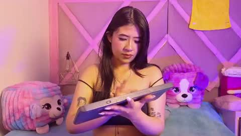 Snapshot of miss_japan_ chatting on 06-11-26, 03:43 Japo online show from 06-11-26, 03:43