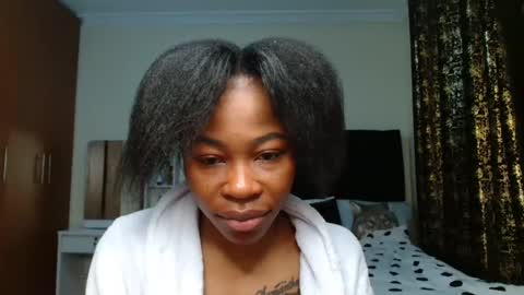 Miss Kiarrafit online show from 01-20-25, 01:39