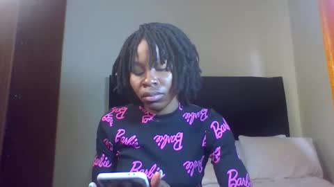 Miss Kiarrafit online show from 10-24-25, 05:59