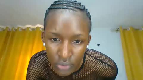 Snapshot of miss_kiki7 chatting on 10-16-25, 08:04 kiki online show from 10-16-25, 08:04