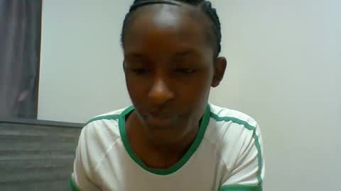Snapshot of miss_kiki7 chatting on 10-21-25, 06:47 kiki online show from 10-21-25, 06:47