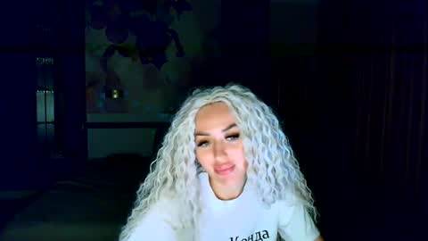 Snapshot of miss_kiten chatting on 09-14-25, 06:29 miss_kiten online show from 09-14-25, 06:29