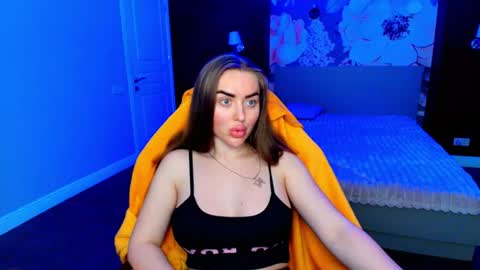 Snapshot of miss_kiten chatting on 06-22-26, 12:02 miss_kiten online show from 06-22-26, 12:02