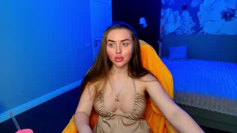 Snapshot of miss_kiten chatting on 07-03-26, 08:15 miss_kiten online show from 07-03-26, 08:15
