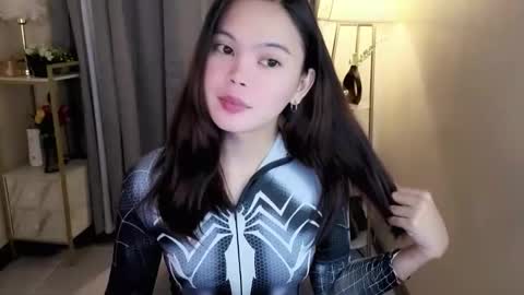 Snapshot of miss_kyrstyn chatting on 04-17-26, 04:32 miss_kyrstyn online show from 04-17-26, 04:32