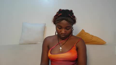Snapshot of miss_lofti chatting on 11-05-25, 01:11 Lofti online show from 11-05-25, 01:11
