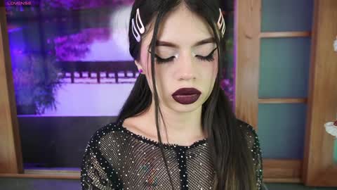 Snapshot of miss_lucyla chatting on 12-17-24, 11:06 miss_lucyla online show from 12-17-24, 11:06