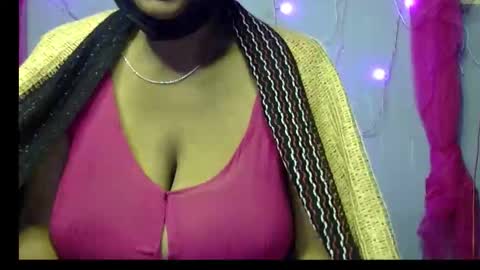 Snapshot of miss_mahi69 chatting on 01-10-26, 02:35 Mahi online show from 01-10-26, 02:35