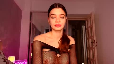 Snapshot of miss_medyson chatting on 02-18-26, 09:16 miss_medyson online show from 02-18-26, 09:16