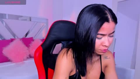   online show from 02-19-25, 11:28