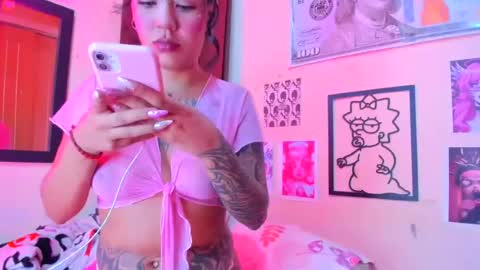 Snapshot of miss_meggaann chatting on 07-15-26, 06:35 MEGG online show from 07-15-26, 06:35