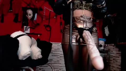 Mistress Miranda online show from 11-05-25, 12:10