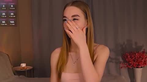 Nicole online show from 09-11-25, 01:06