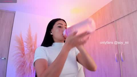 Nii online show from 02-02-26, 01:04