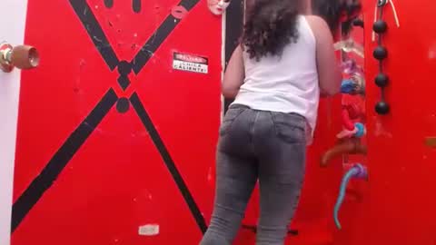 Snapshot of miss_pretty_ chatting on 02-24-26, 05:00 NATHALIA online show from 02-24-26, 05:00