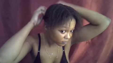 Snapshot of miss_rihanna2 chatting on 10-11-25, 08:46 miss_rihanna2 online show from 10-11-25, 08:46