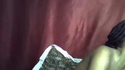 Snapshot of miss_rihanna2 chatting on 10-17-25, 09:12 miss_rihanna2 online show from 10-17-25, 09:12