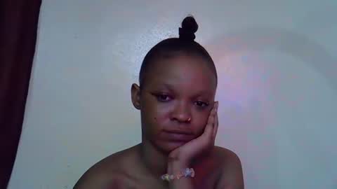 Snapshot of miss_rihanna2 chatting on 11-03-25, 04:52 miss_rihanna2 online show from 11-03-25, 04:52