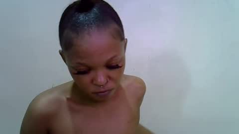 Snapshot of miss_rihanna2 chatting on 02-21-26, 06:36 miss_rihanna2 online show from 02-21-26, 06:36