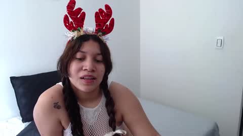 Snapshot of miss_rose1 chatting on 12-26-24, 06:01 ROS online show from 12-26-24, 06:01