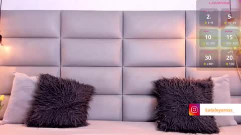 onlyfanskataleyaross online show from 11-30-25, 02:37
