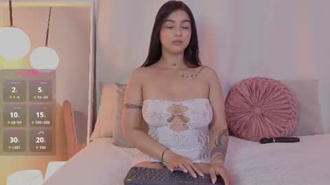 Snapshot of miss_ross_ chatting on 07-19-26, 01:48 onlyfanskataleyaross online show from 07-19-26, 01:48