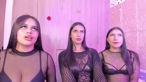 Snapshot of miss_saraxxx chatting on 01-16-26, 10:47 Angel Sophie Tif online show from 01-16-26, 10:47