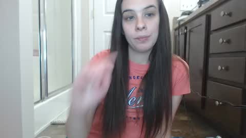 Snapshot of miss_sunshine01 chatting on 01-13-25, 01:56 Bella online show from 01-13-25, 01:56