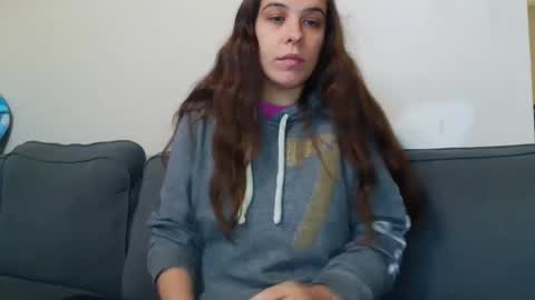 Snapshot of miss_sunshine01 chatting on 10-01-25, 02:23 Bella online show from 10-01-25, 02:23