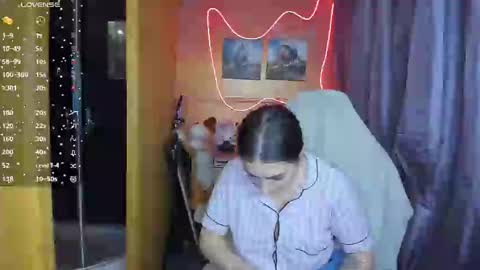 Snapshot of miss_tasy chatting on 03-02-25, 11:18 Melanie January 15th is my birthday there will be an interesting show online show from 03-02-25, 11:18