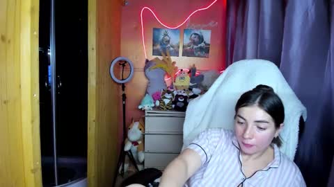 Melanie  January 15th is my birthday there will be an interesting show  online show from 03-05-26, 02:51