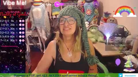 Tulsa Mae aka Mz. Pahkah online show from 12-02-24, 01:36