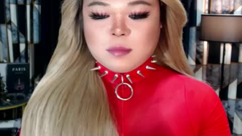 Snapshot of miss_tyraxxx chatting on 10-26-25, 04:46 Tyra Davenport online show from 10-26-25, 04:46
