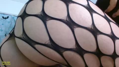 hanna    online show from 10-25-25, 05:04