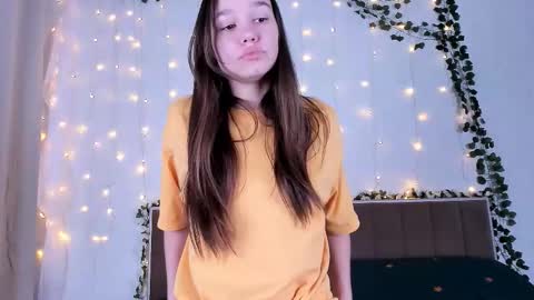 Eva online show from 11-26-25, 11:00