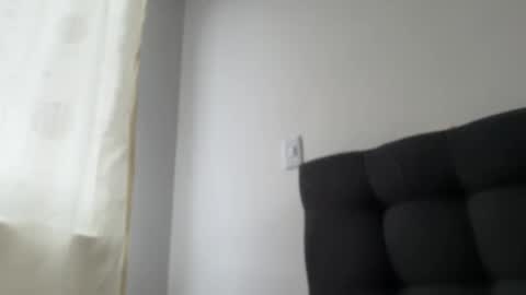 Ameliahs online show from 12-22-25, 12:13