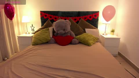 Angelina online show from 03-04-25, 05:32