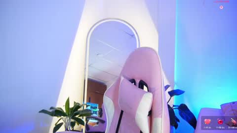 Snapshot of missara_ chatting on 05-14-26, 10:05 missara_ online show from 05-14-26, 10:05